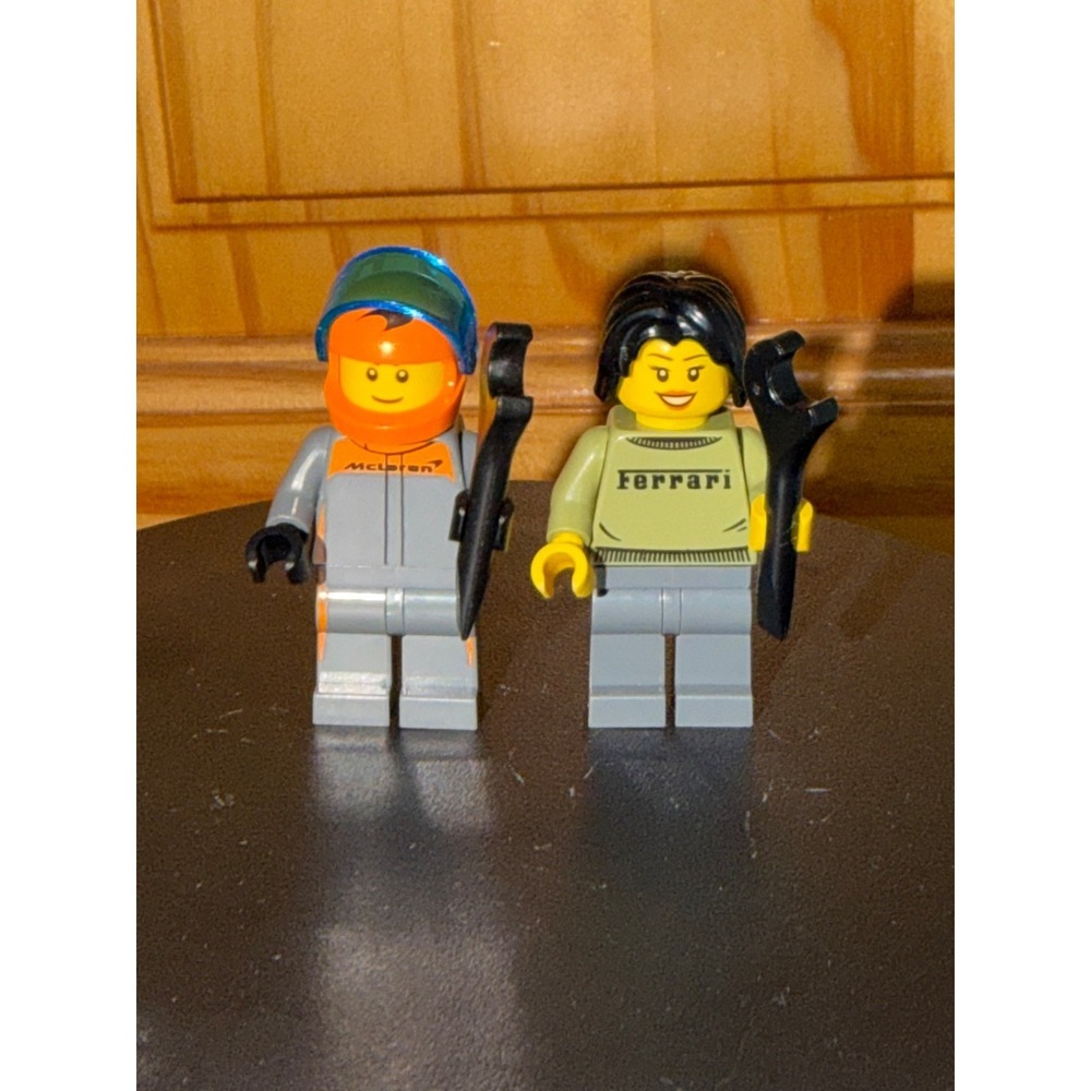Lot‎ 2 LEGO Minifig sc112, sc121 - McLaren Ferrari F40 Driver Speed Champions
